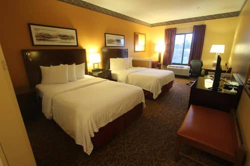 Luxury Suites Pensacola