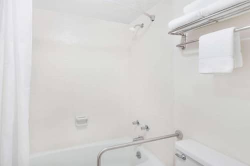 Days Inn by Wyndham Christiansburg