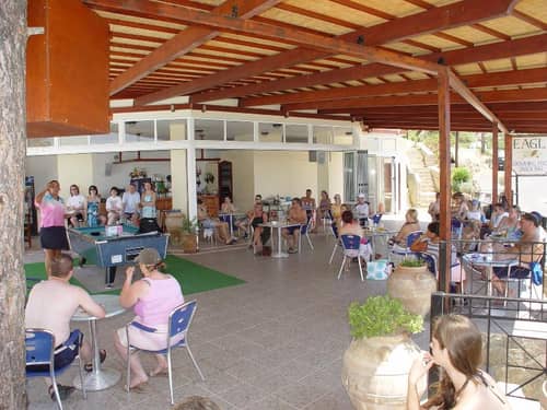 Marianthi Studios & Apartments