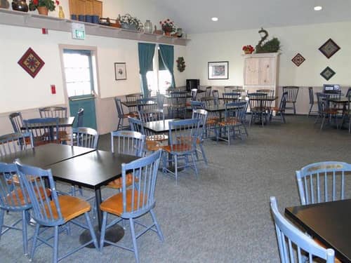 Inn At Amish Acres