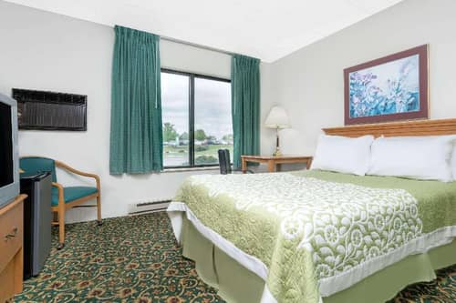Days Inn by Wyndham St Cloud