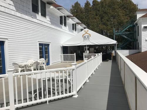 Island House Hotel