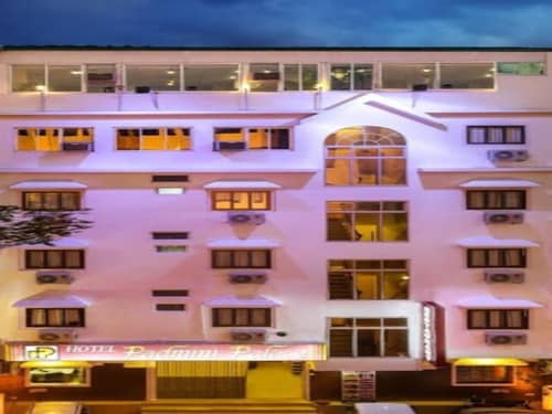 Hotel Padmini Palace