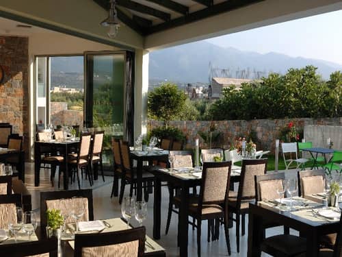 Angela Studios Apartments