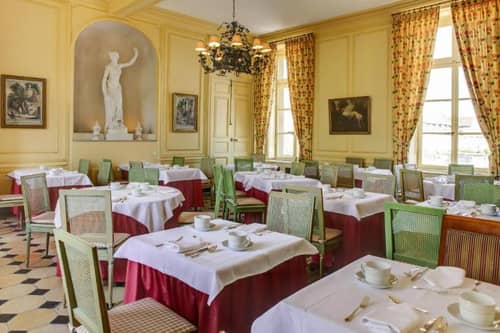 Chateau d'etoges