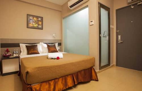 Leo Leisure Hotel