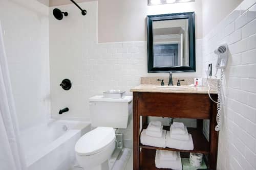 Ramada by Wyndham Metairie New Orleans Airport