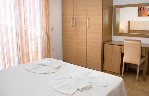 Gennadi Garden Apartments