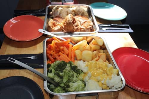 The Royal Hotel (latinos)