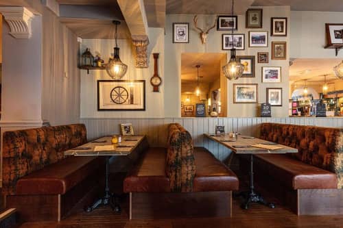 Kings Arms and Royal Hotel 