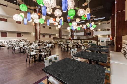 Holiday Inn Hotel Suites Oklahoma City North