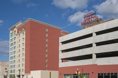 Courtyard Peoria Downtown