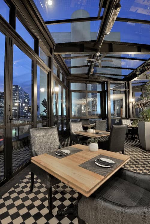 DAVINCI Suites on Nelson Mandela Square