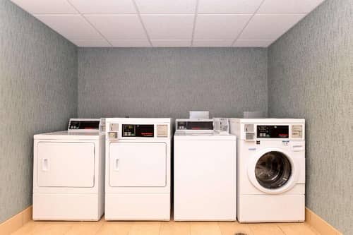 Hampton Inn & Suites Dougla