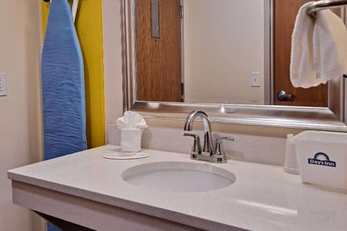 Days Inn by Wyndham Grayson