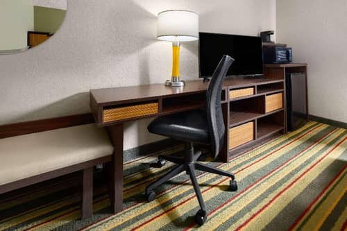 Super 8 by Wyndham St. Clairsville OH/Wheeling WV