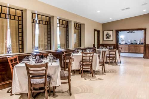 Regency Inn and Suites New London - Mystic