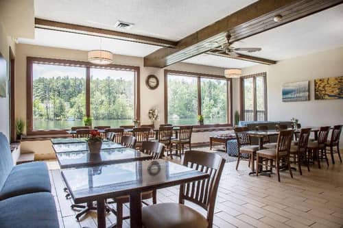 The Black Swan Lee Lenox Ascend Hotel Collection