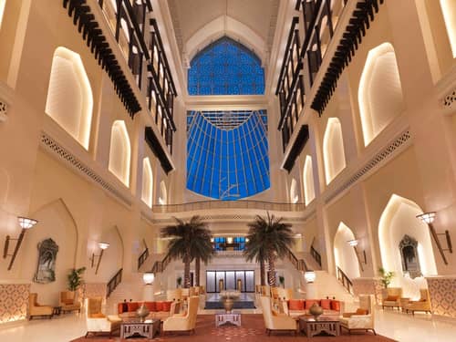 Bab Al Qasr Hotel 