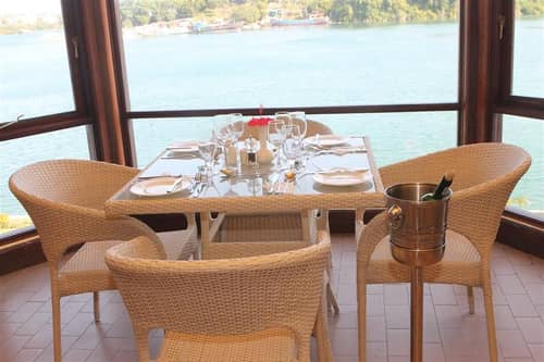 CityBlue Creekside Hotel & Suites