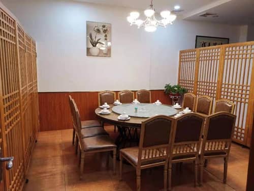 Kaiserdom Hotel Airport Branch