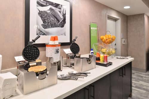 Hampton Inn & Suites Ame
