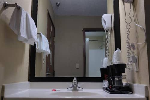 Super 8 by Wyndham DeKalb IL