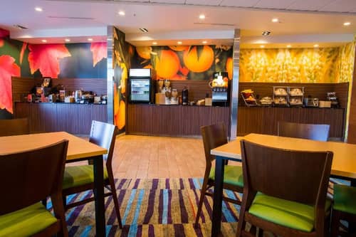 Fairfield Inn & Suites Lincoln Southeast
