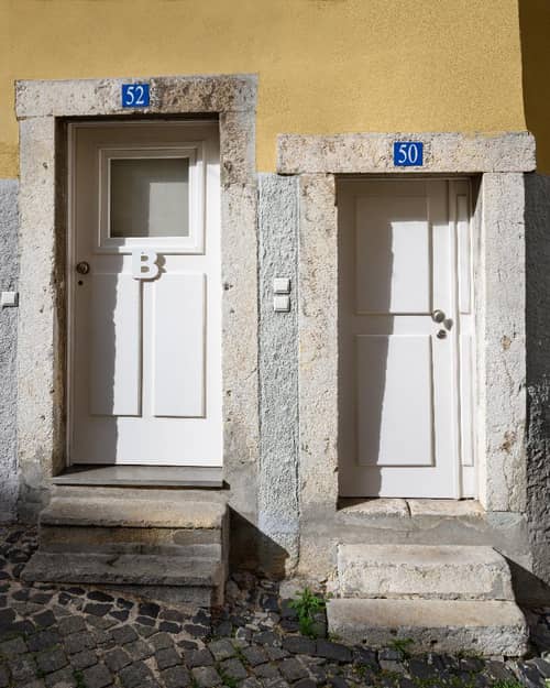 Alfama Yellow House