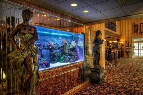 Salvatore's Garden Place Hotel