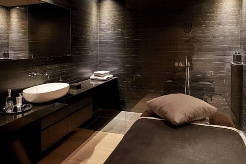 Roomers Baden-Baden, Autograph Collection