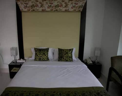 Orchid Business Hotel