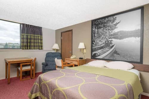 Super 8 by Wyndham Little Falls