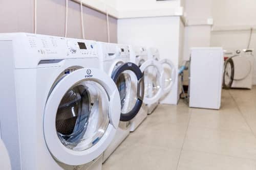 Parkside Hotel & Apartments