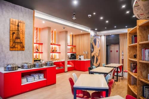 Ibis Hotel (Guangzhou Yuexiu Park Subway Station)