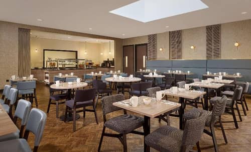 Doubletree by Hilton Hull