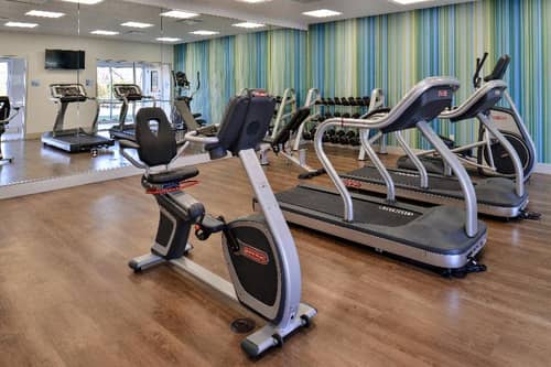 Holiday Inn Express and Suites Southgate - Detroit