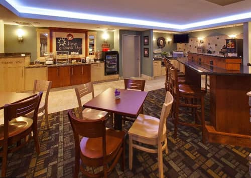 AmericInn by Wyndham Fairfield