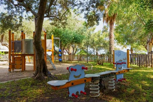 Calamos Beach Family Club Hotel