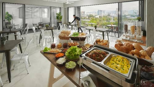 TRILLION SUITES by SLG