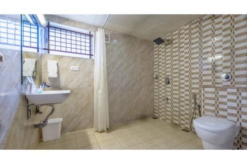 Treebo Akshaya Lalbagh Inn Bangalore