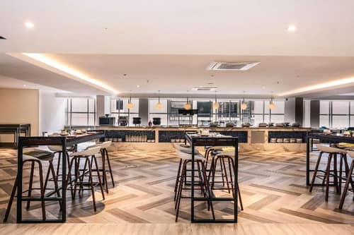 Days Hotel & Suites By Wyndham Fraser Business