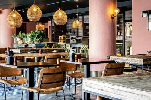 Waterfront Hotel Southport