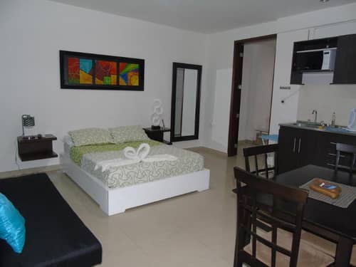 Apartahotel Bahía Tropical 1