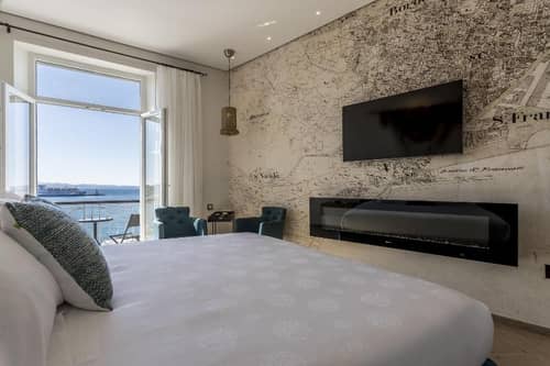 Seaview Luxury Retreat