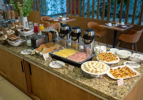 Paseo La Galería Hotel & Suites