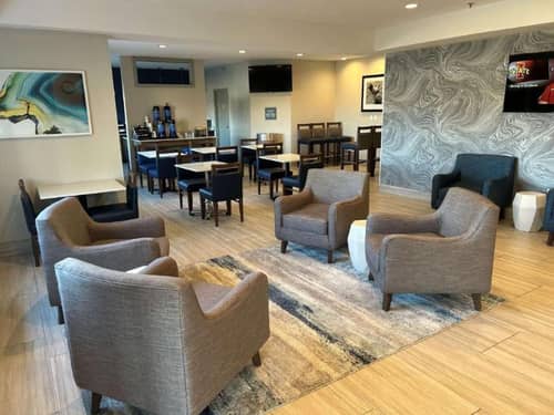 Best Western Ottumwa Inn and Suites