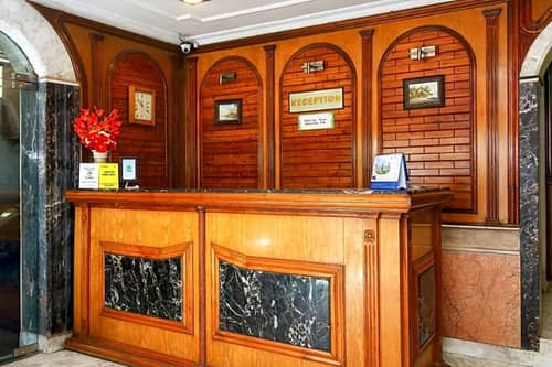 Treebo Trend Green View