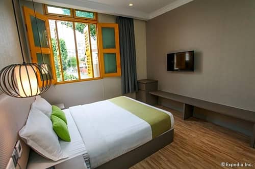 Champion Hotel