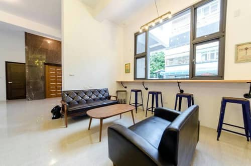 Yachuan Hostel